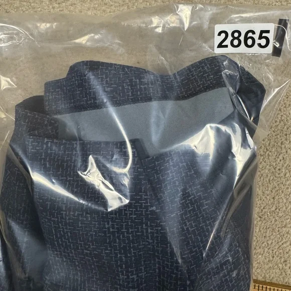 Lululemon Linerless Athletic Shorts T.H.E. Core Size Large Navy Blue Mens - Picture 9 of 9